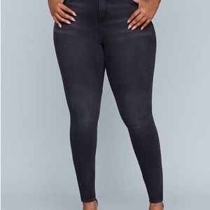 Girl With Curves X Lane Bryant Jeans - Size 16
